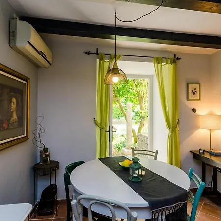 Apartman Little - Studio With Terrace